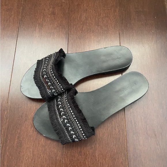 Forever 21 sandals - Picture 3 of 4